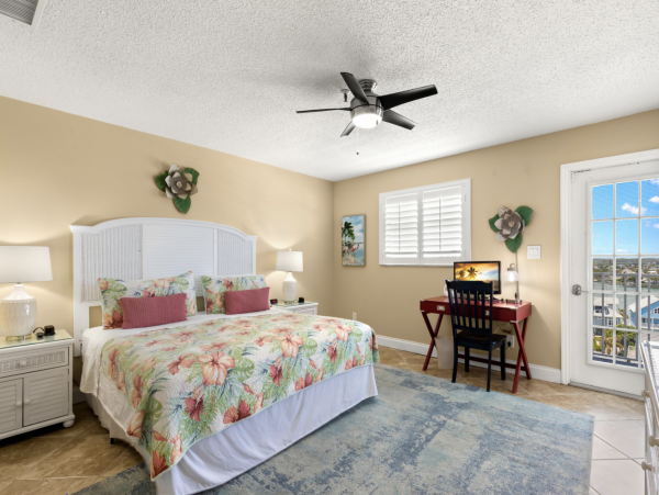 Exquisite Madeira Beach Vacation Rental